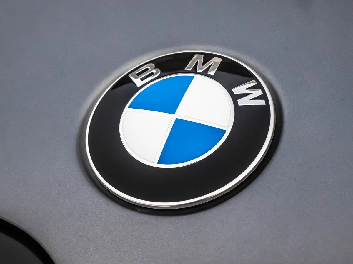 BMW X7 2023 фото -2