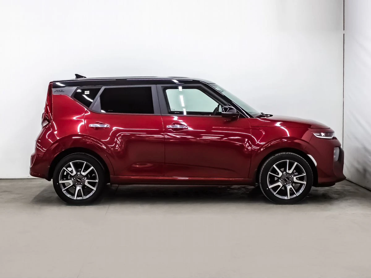 Купить новый Красный Kia Soul 2022 | Комплектация Style | По цене от 3 084  900 ₽ KIA Серебряный саквояж Магнитогорск | крупнейший автомобильный дилер  в Магнитогорске