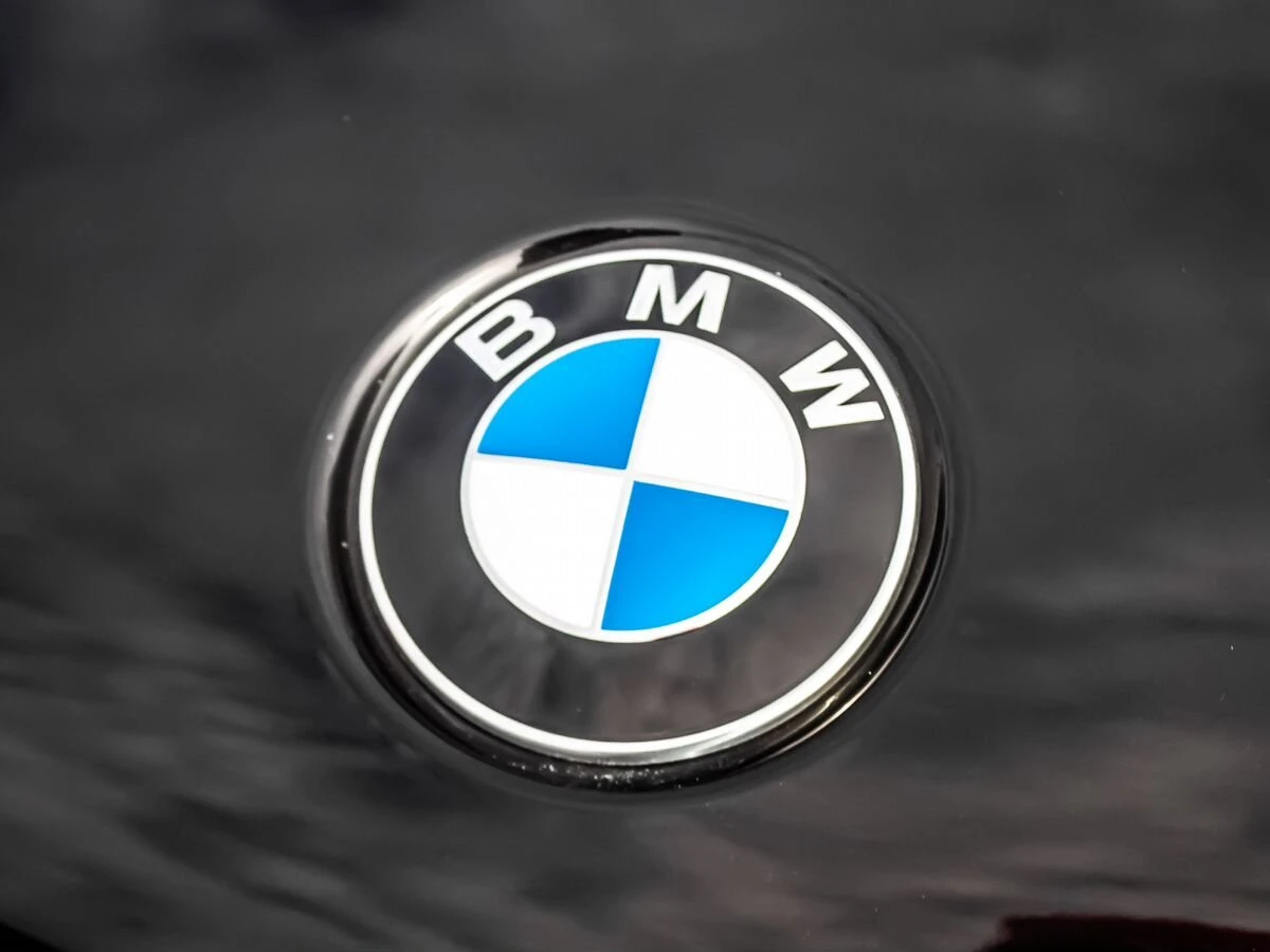 BMW X6 2023 фото -1