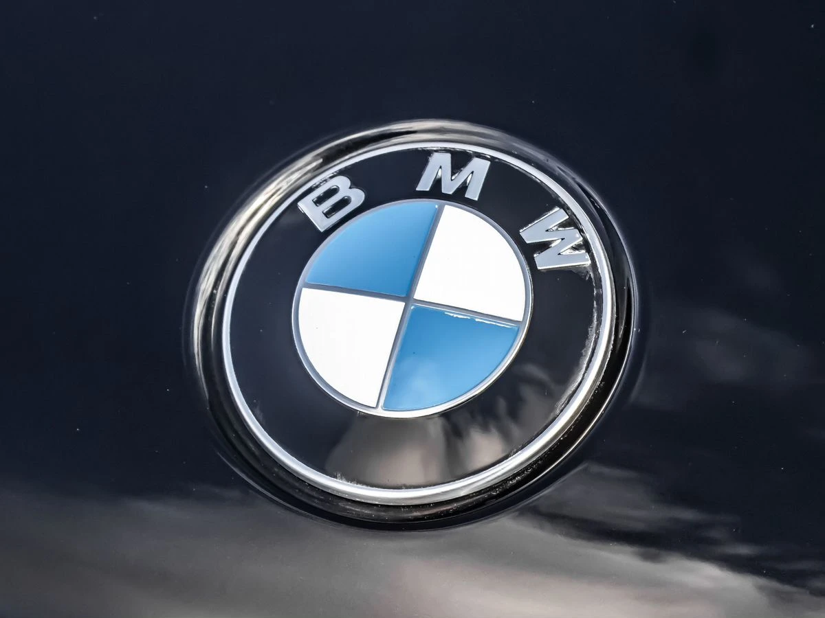 BMW X6 2023 фото -8