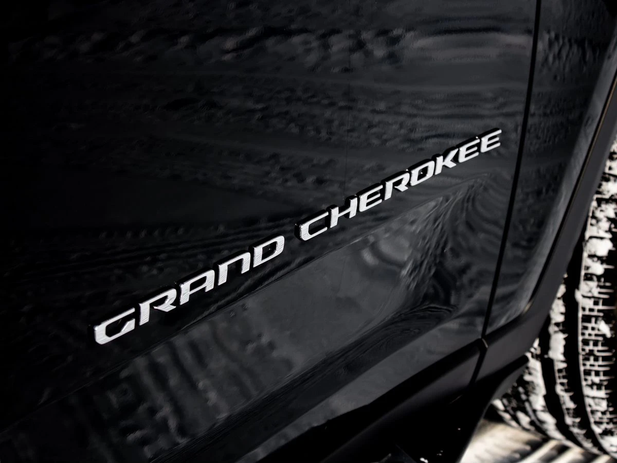 Jeep Grand Cherokee 2022 фото -22