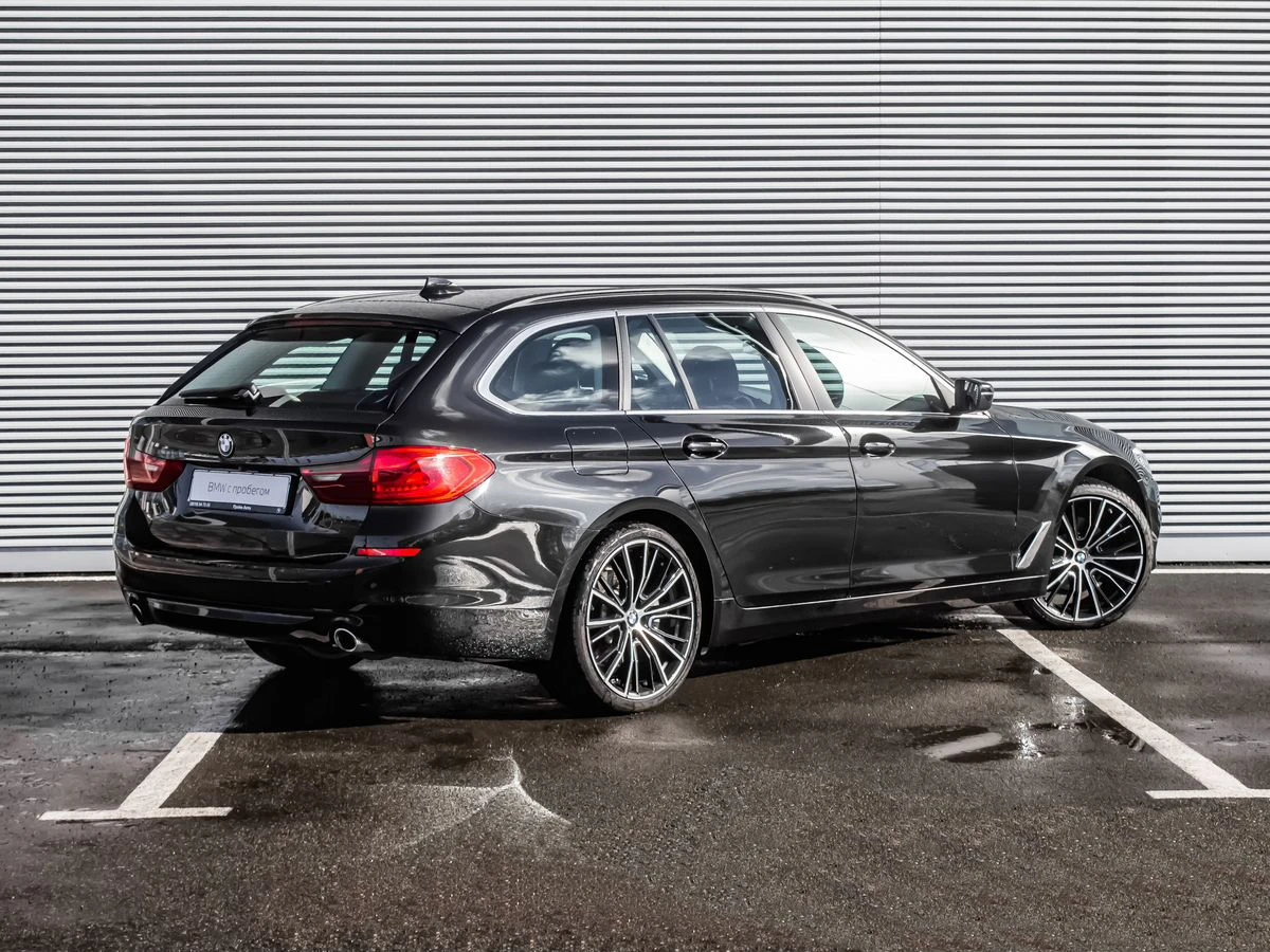 BMW 5 серии 2019 фото -1
