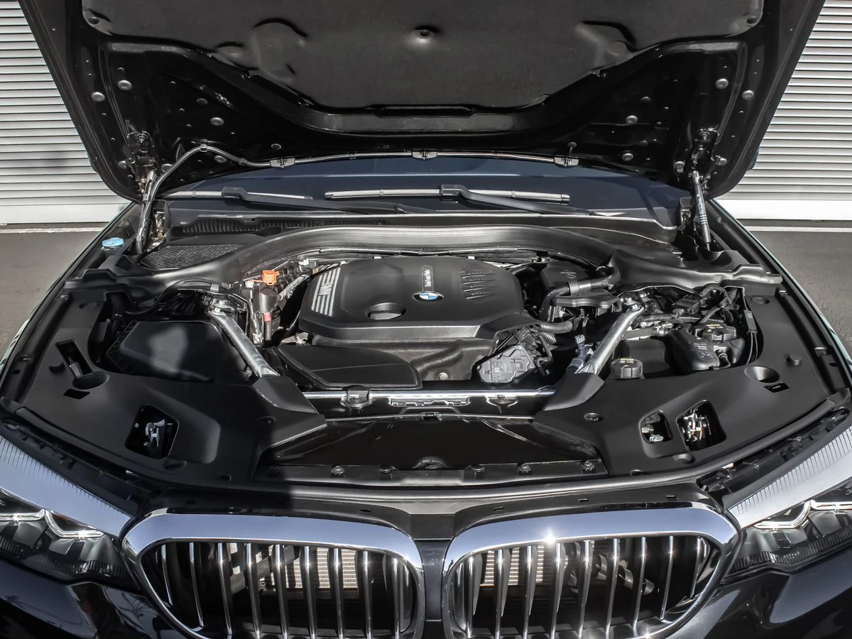 BMW 5 серии 2019 фото -26