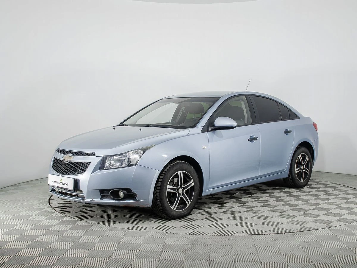 Купить Серый Chevrolet Cruze 2012 c пробегом | Комплектация Base sedan  1PP69I2G1 | По цене от 634 475 ₽ СИЛЬВЕР.SELECT Магнитогорск | крупнейший  автомобильный дилер в Магнитогорске